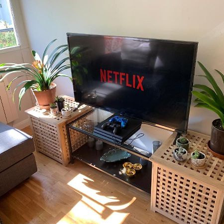 Garden Beautiful Cozy Flat , recent decorated. Apartment Londra Exterior foto